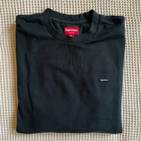 Supreme Small Box L/S Tee 